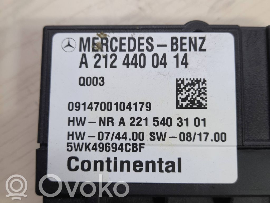 Mercedes-Benz E W212 Polttoaineen ruiskutuspumpun ohjainlaite/moduuli 