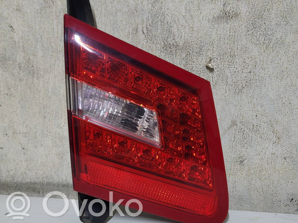 Mercedes-Benz E C207 W207 Lampă spate în capacul portbagajului 
