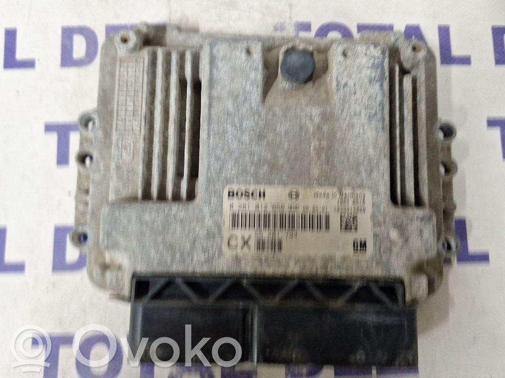 Opel Astra H Engine control unit/module 
