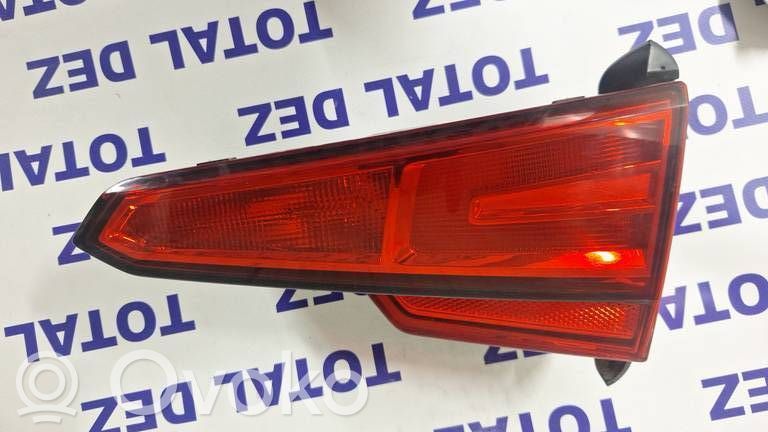 Audi A4 S4 B9 Lampă spate în caroserie 