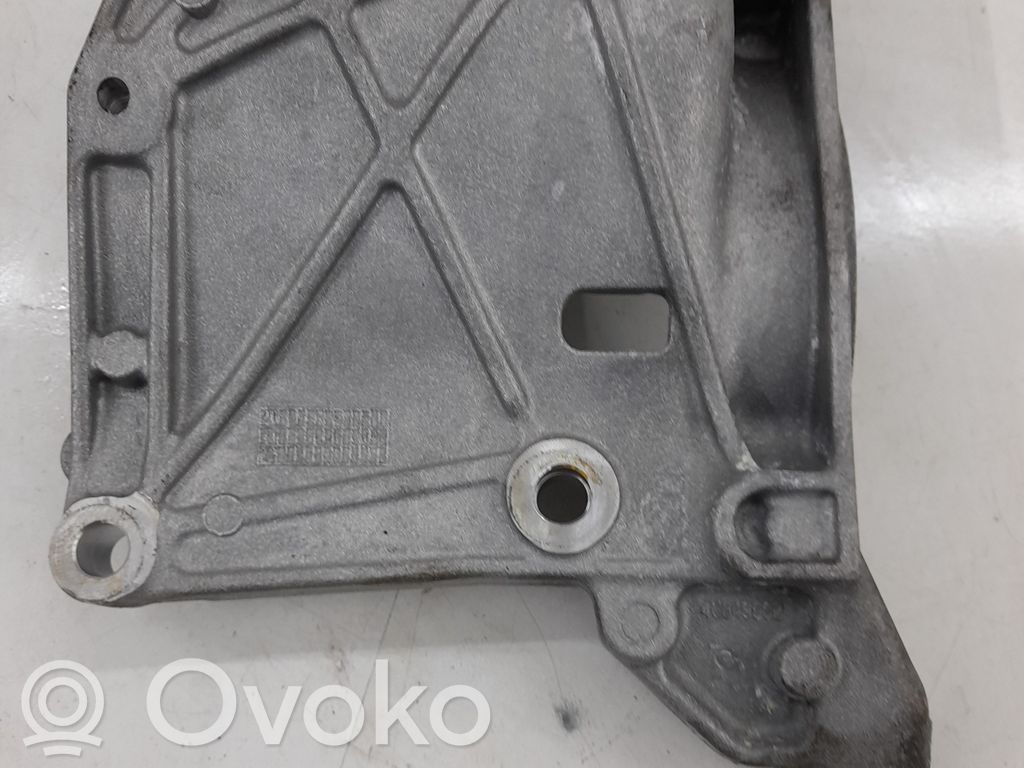 Fiat Ducato Uchwyt / Mocowanie sprężarki klimatyzacji 