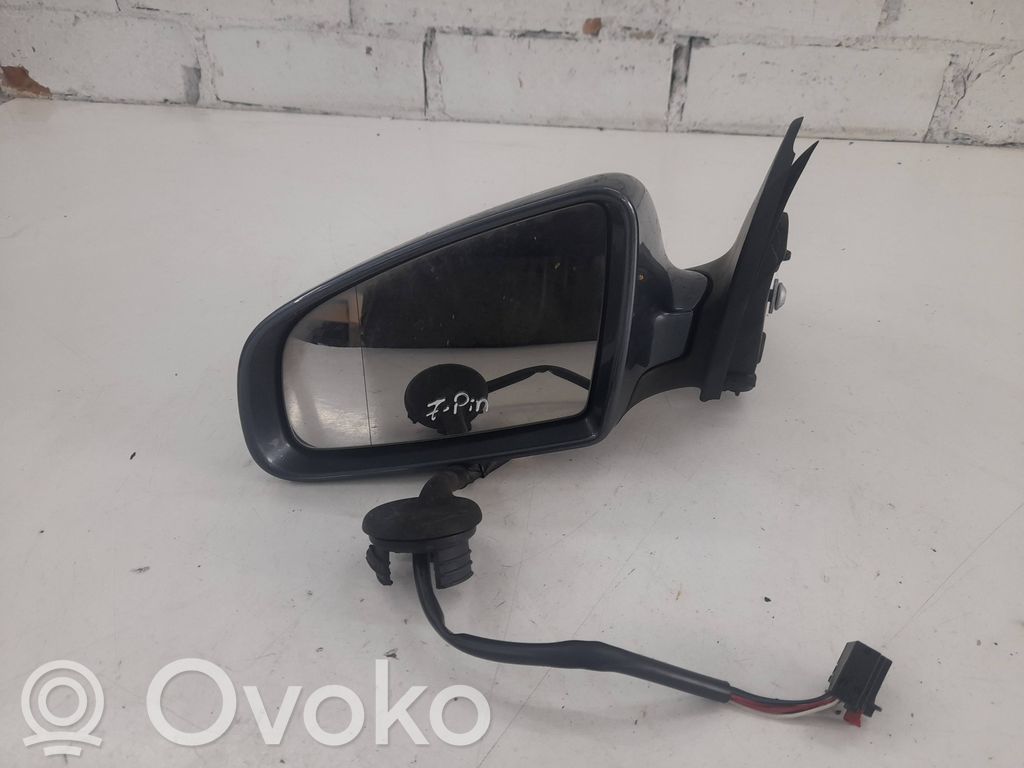 Audi A6 S6 C6 4F Elektryczne lusterko boczne drzwi przednich 