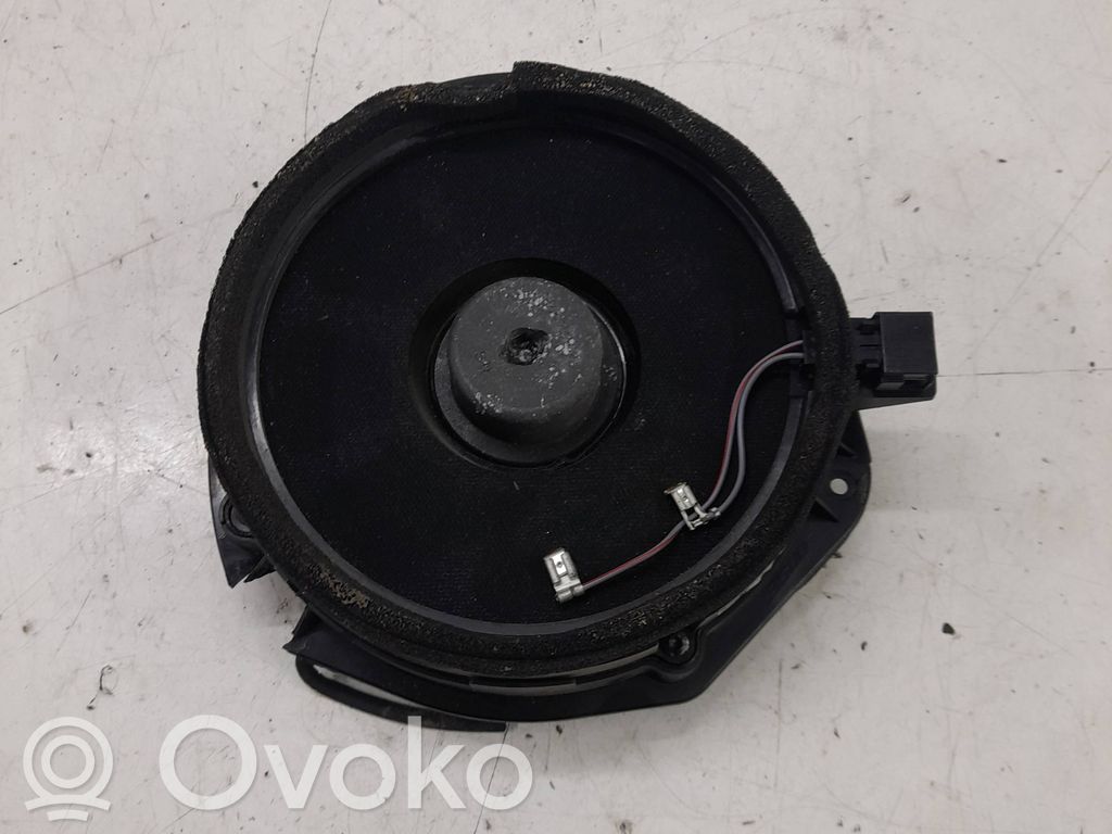 Audi A8 S8 D3 4E Haut-parleur de porte avant 