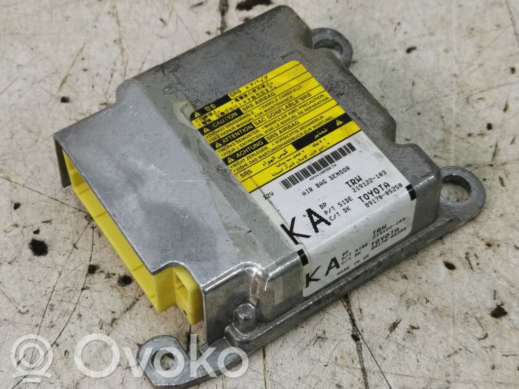 Toyota Avensis T270 Airbag control unit/module 