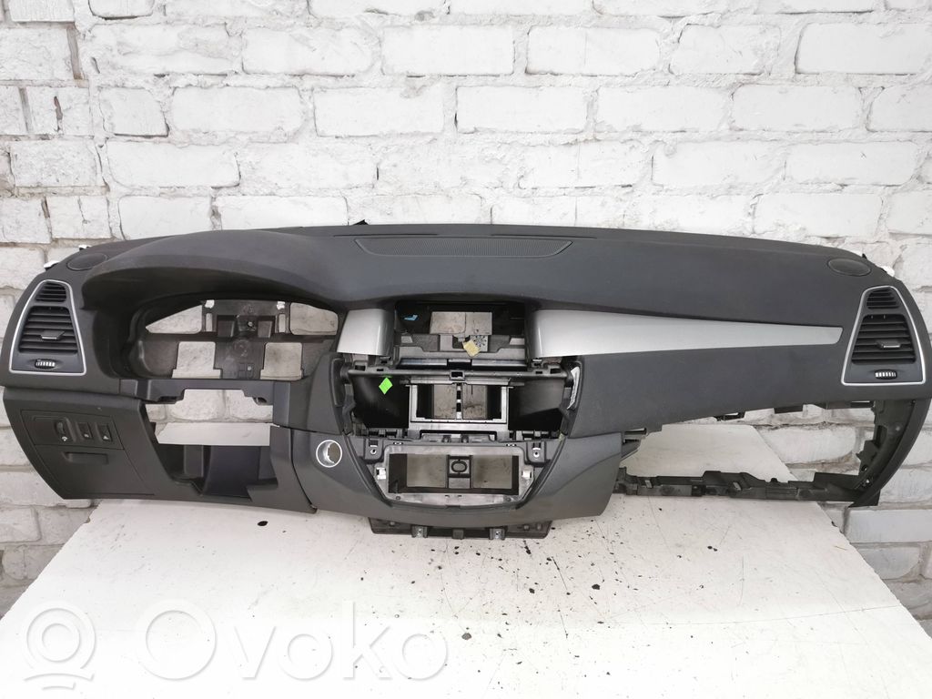 Renault Laguna III Panel de instrumentos 