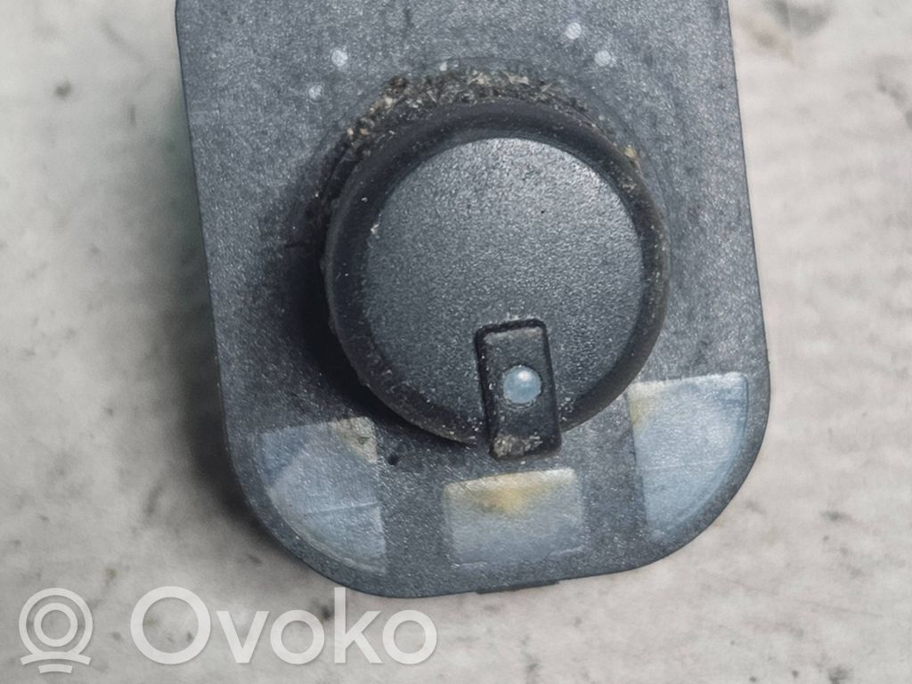 Audi A4 S4 B6 8E 8H Sivupeilin kytkin 
