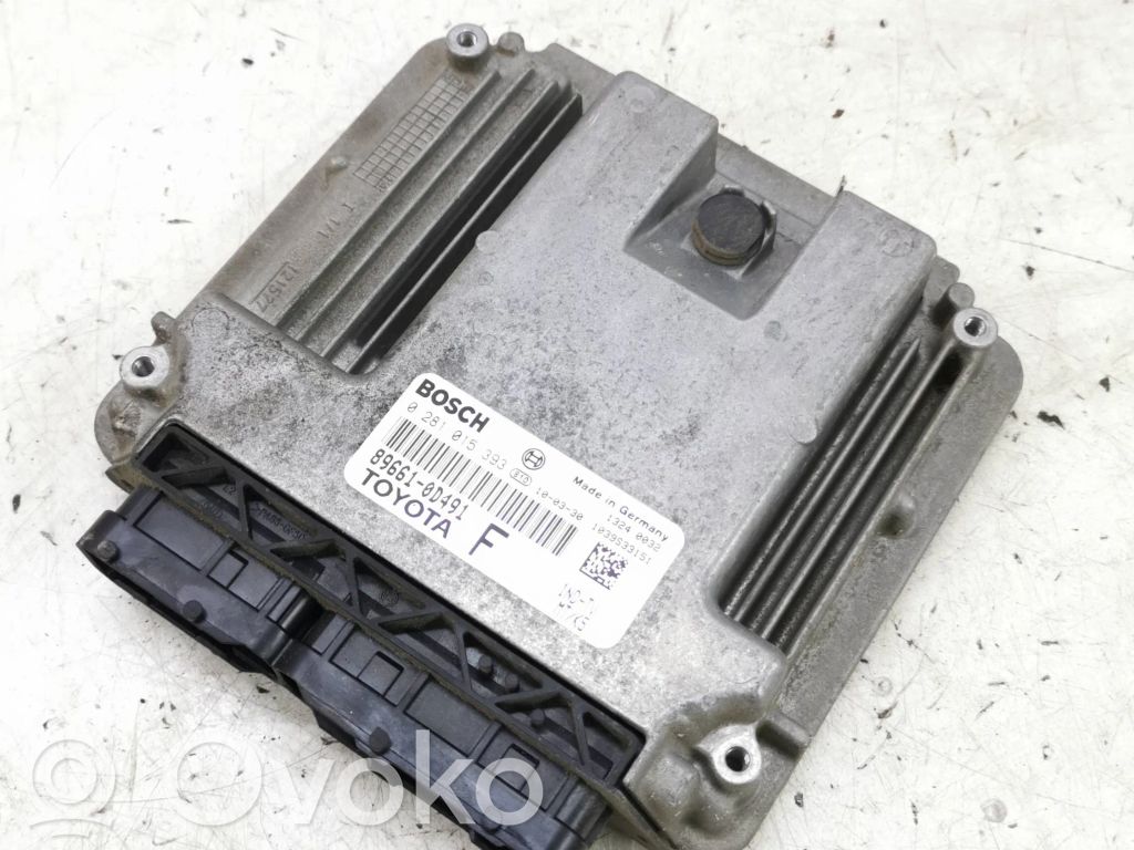 Toyota Yaris Engine control unit/module 