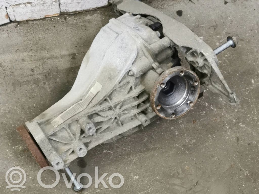 Audi A4 S4 B8 8K Galinis reduktorius 