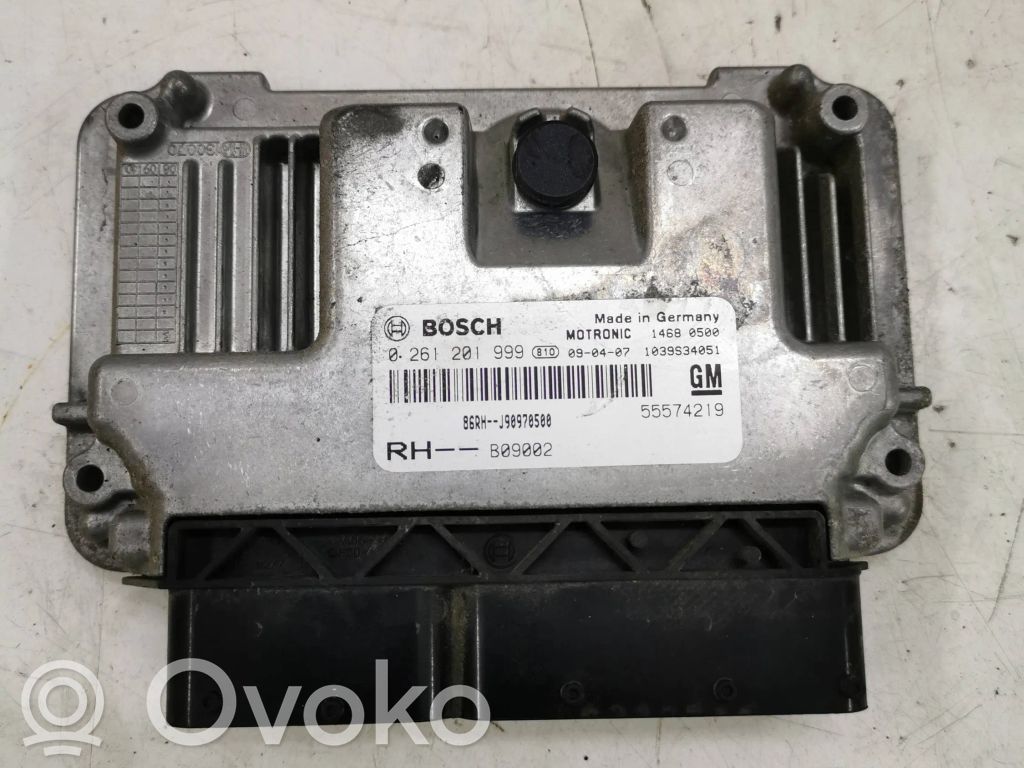 Opel Insignia A Engine control unit/module 