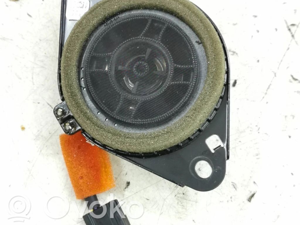 Subaru Impreza V Panel speaker 