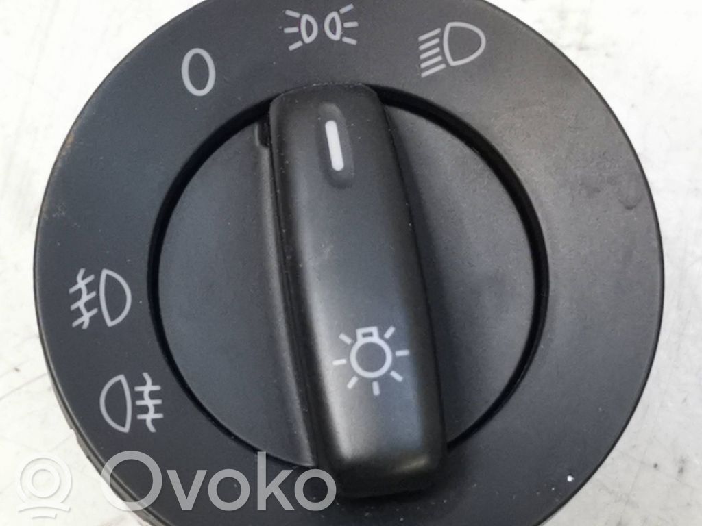 Volkswagen Golf Plus Przełącznik świateł 