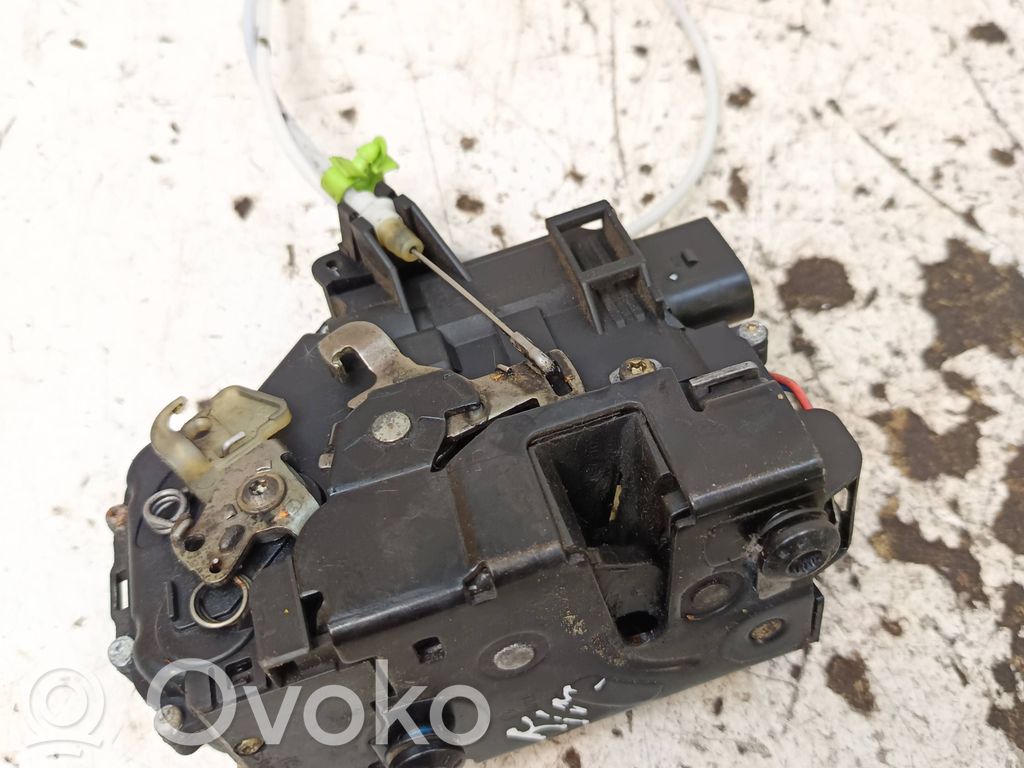 Audi TT Mk1 Priekšpusē slēdzene 