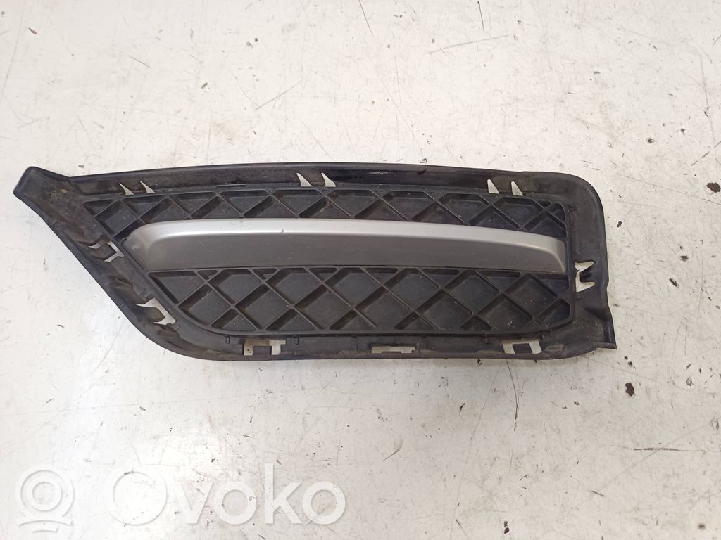 BMW X1 E84 Front bumper lower grill 