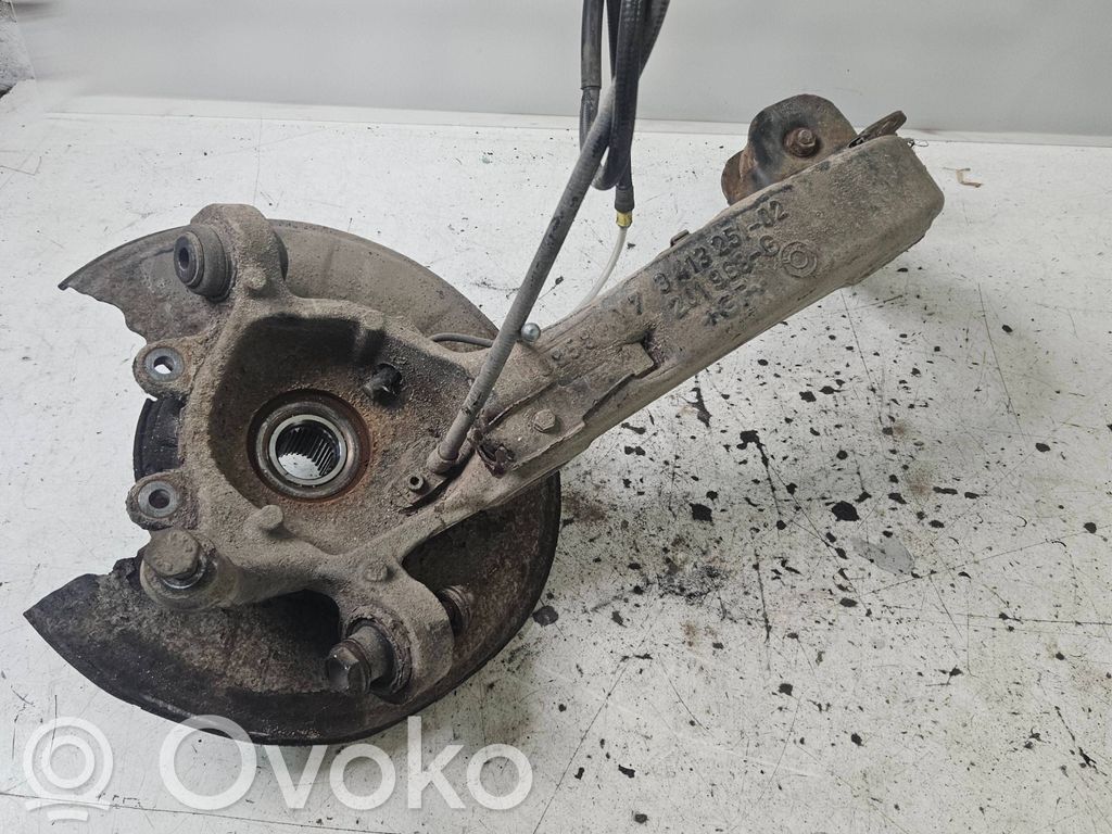 BMW X3 E83 Aizmugurē riteņa rumbas vārpstas šarnīrs (stupica, capfa) 