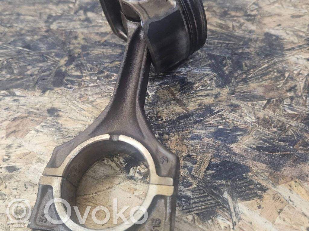 BMW 3 E46 Piston with connecting rod 