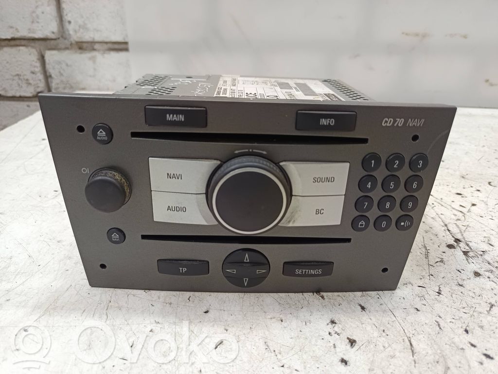 Opel Vectra C Radio/CD/DVD/GPS head unit 