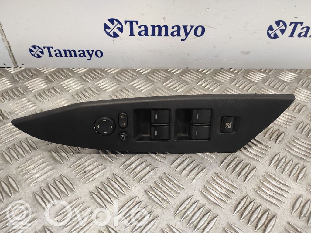 Elektrisko logu slēdzis   BCD166350B,5AA707EA04
