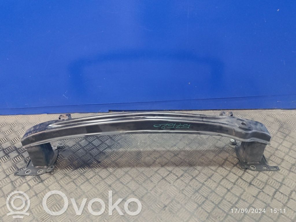 Front bumper mounting bracket   5P0807109B