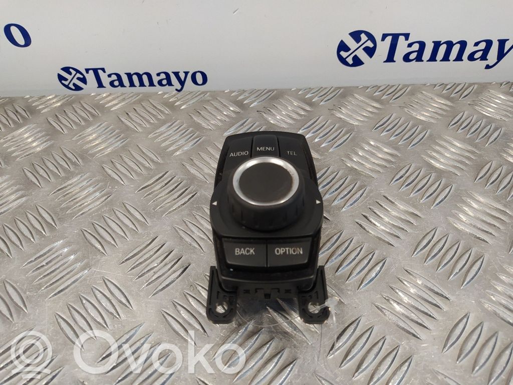 BMW 2 F46 Interruptor de control multifunción 