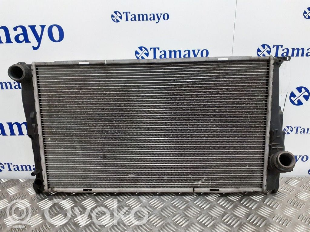 BMW 3 E90 E91 Coolant radiator 