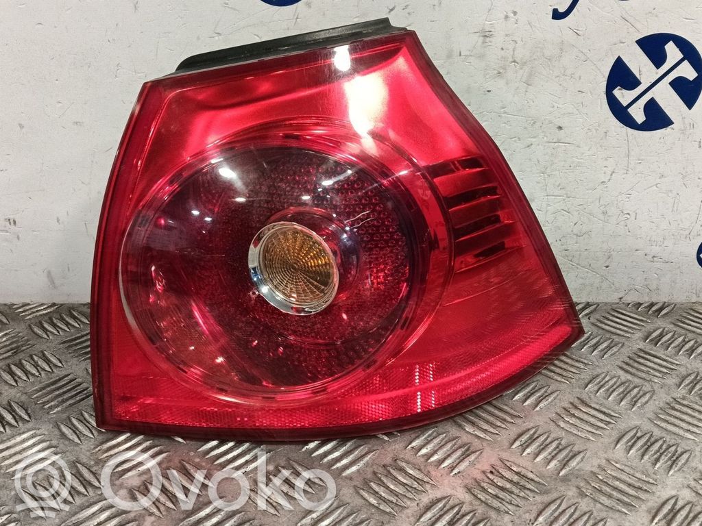 Volkswagen Golf SportWagen Lampa tylna 