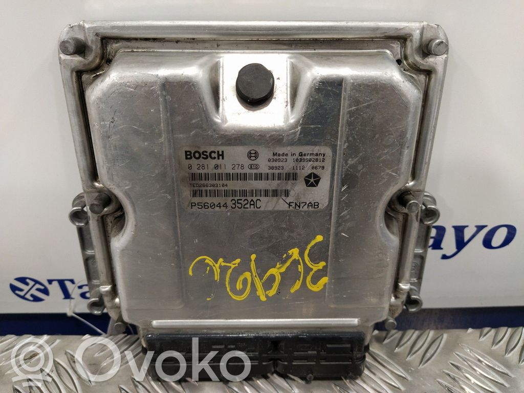 Jeep Cherokee III KJ Engine control unit/module 