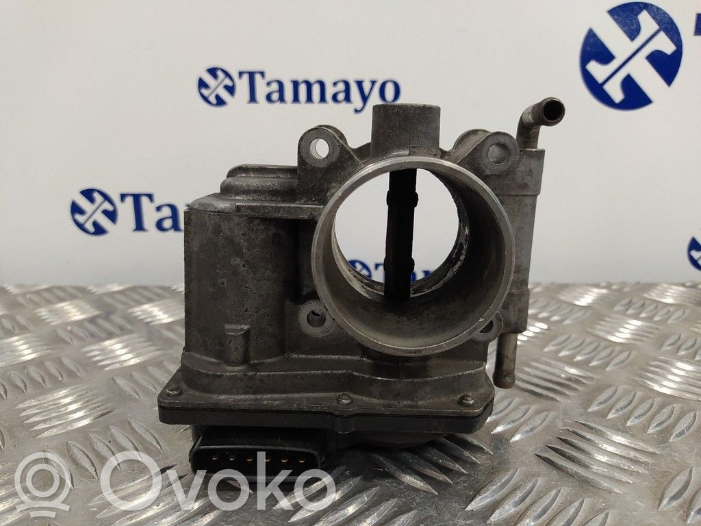 Kaasuttimen ilmaläppärunko   RF7J136B0C
