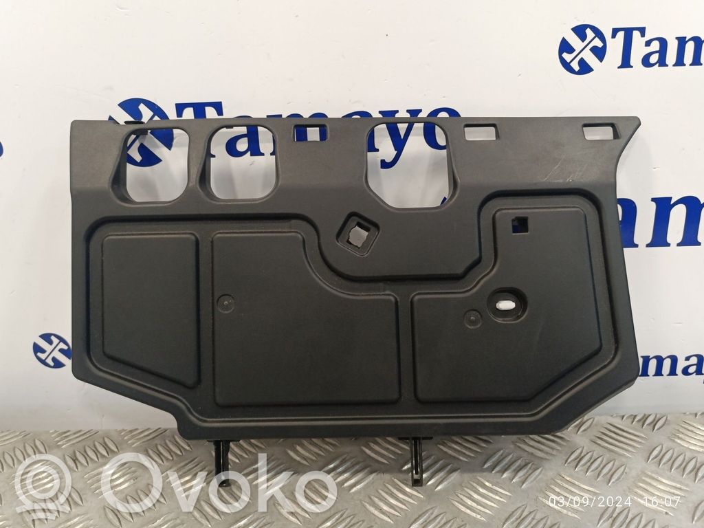 Toyota RAV 4 (XA50) Rivestimento inferiore