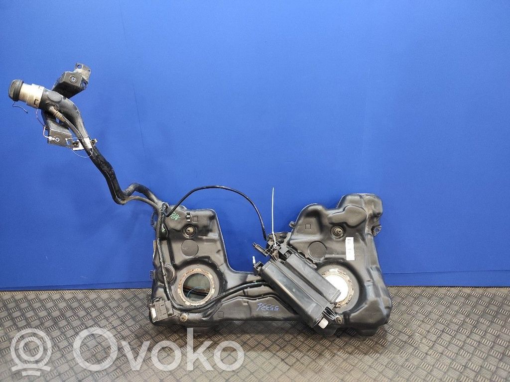 Audi A3 S3 8V Polttoainesäiliö 