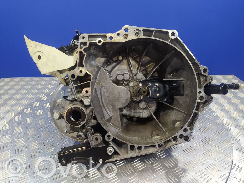 Peugeot 207 Scatola del cambio manuale a 5 velocità 