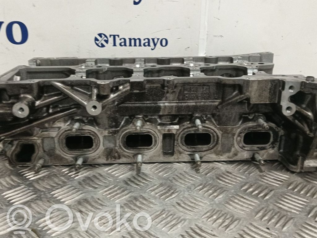 Nissan Qashqai Engine head 