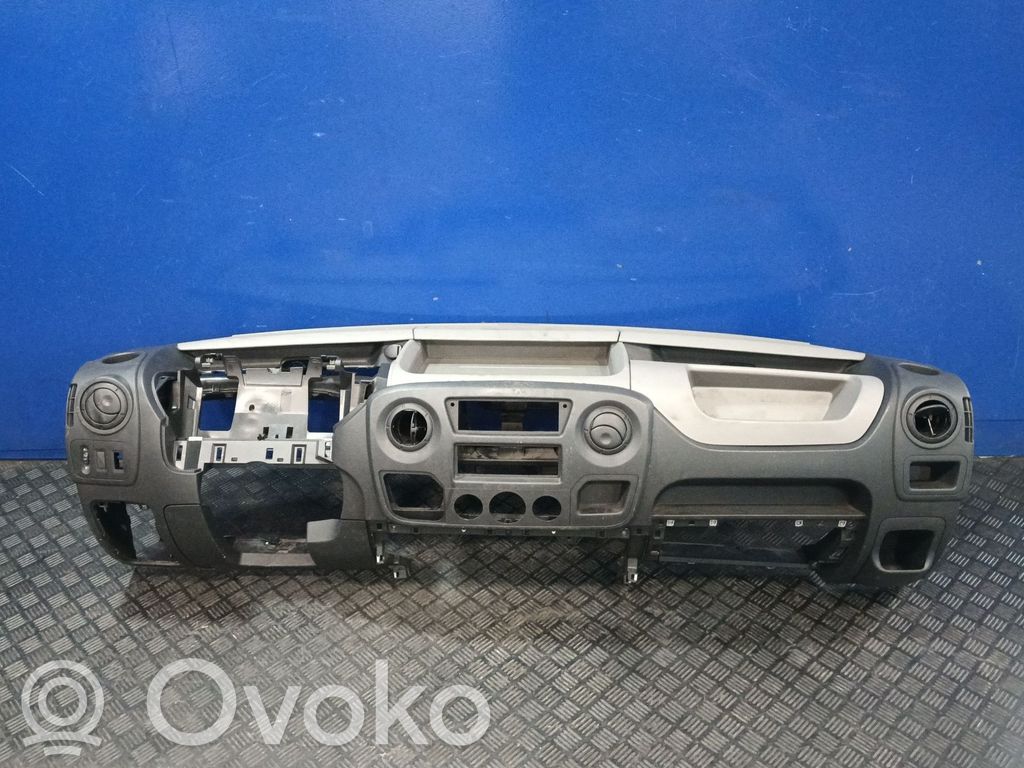 Renault Master III Bord 