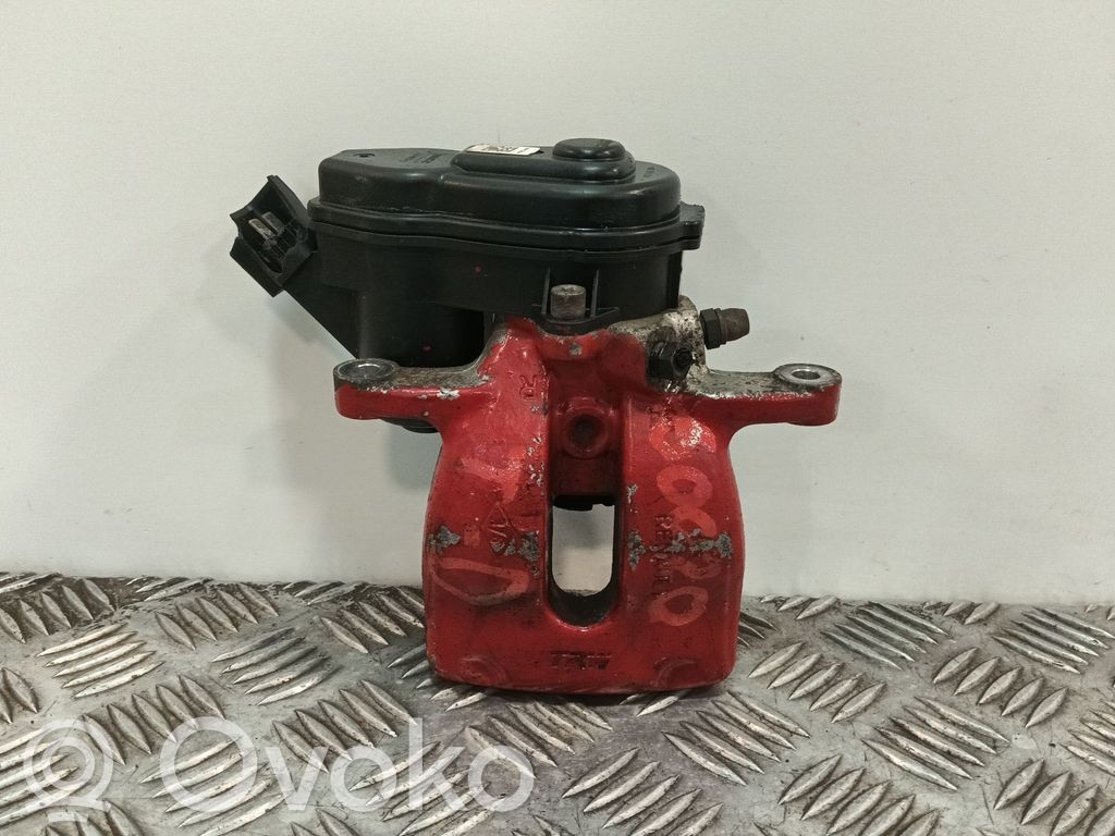 Renault Megane IV Supporto della pinza del freno posteriore