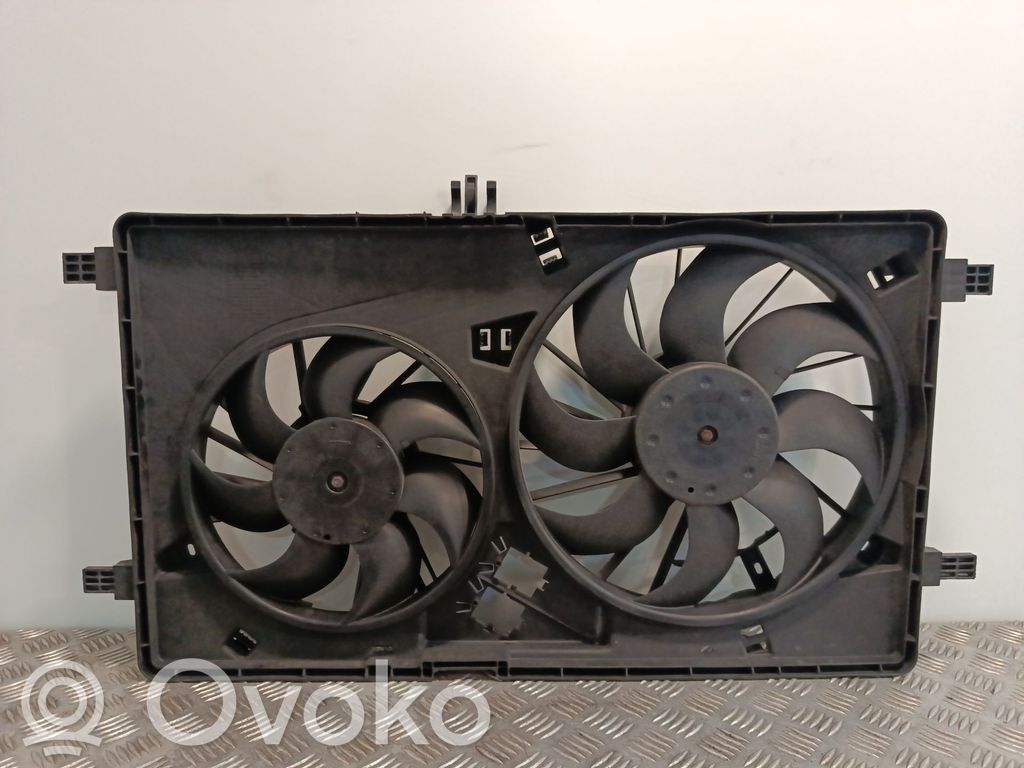 Renault Master II Ventilator electric răcire radiator 