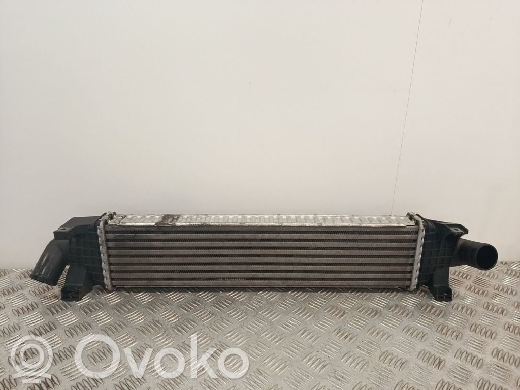 Ford Focus Chłodnica powietrza doładowującego / Intercooler 