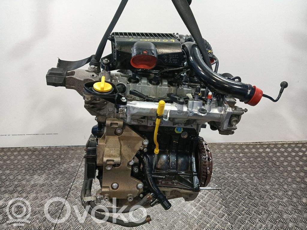 Variklis   D4F782,8201099387,VERE7900