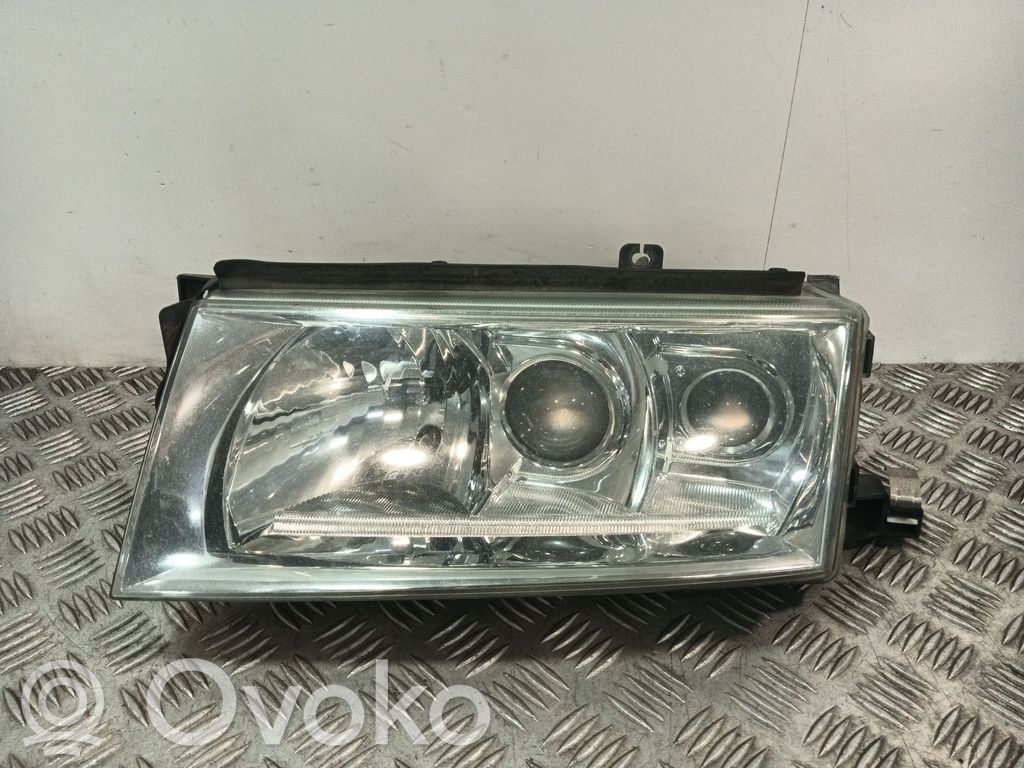 Skoda Octavia Mk1 (1U) Lampa przednia 