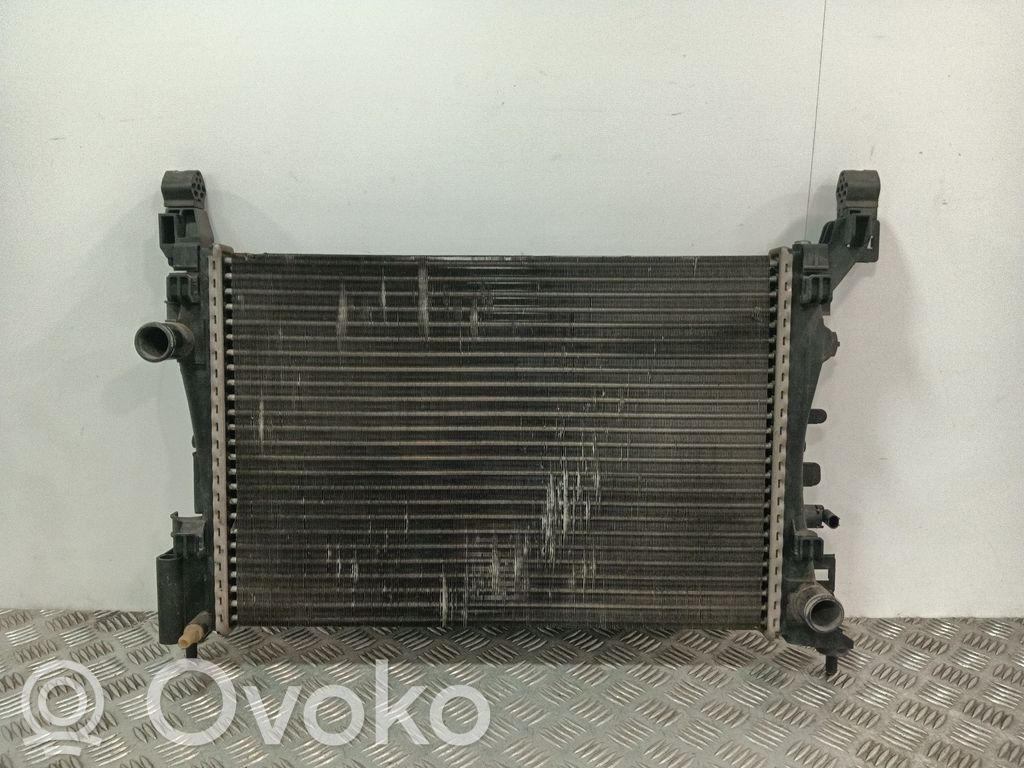 Opel Corsa C Radiatore di raffreddamento 