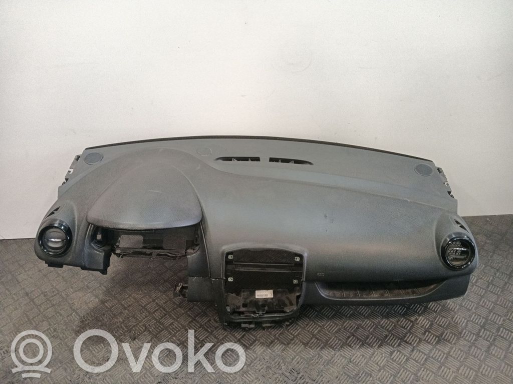 Cruscotto   682000184R