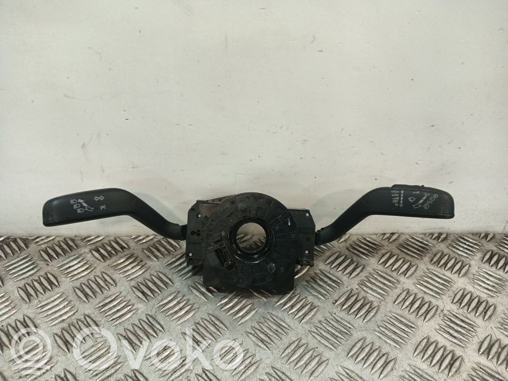 Seat Ibiza IV (6J,6P) Comutator/buton multifuncțional 