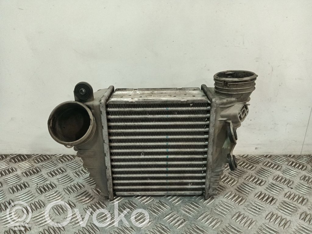 Audi A3 S3 8L Chłodnica powietrza doładowującego / Intercooler 