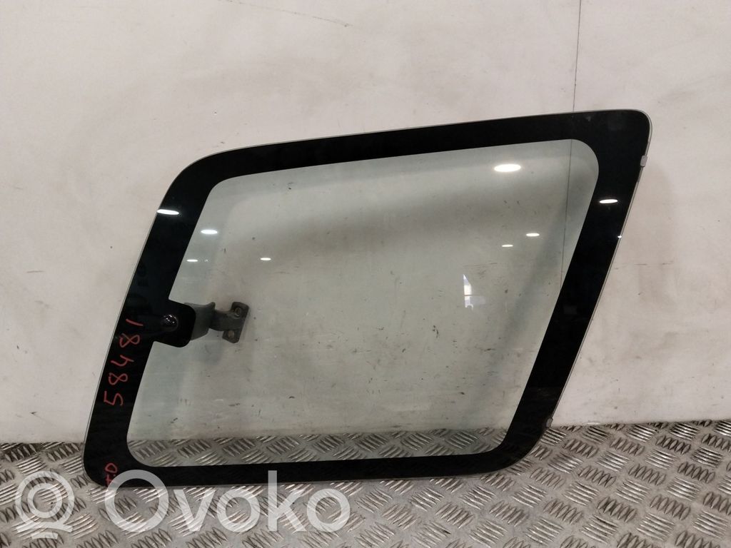 Toyota RAV 4 (XA10) Finestrino laterale posteriore