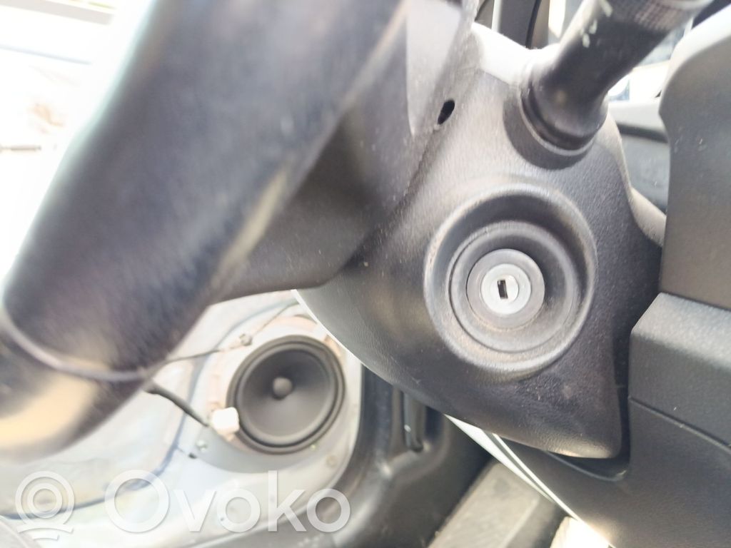 KIA Sportage Замок зажигания