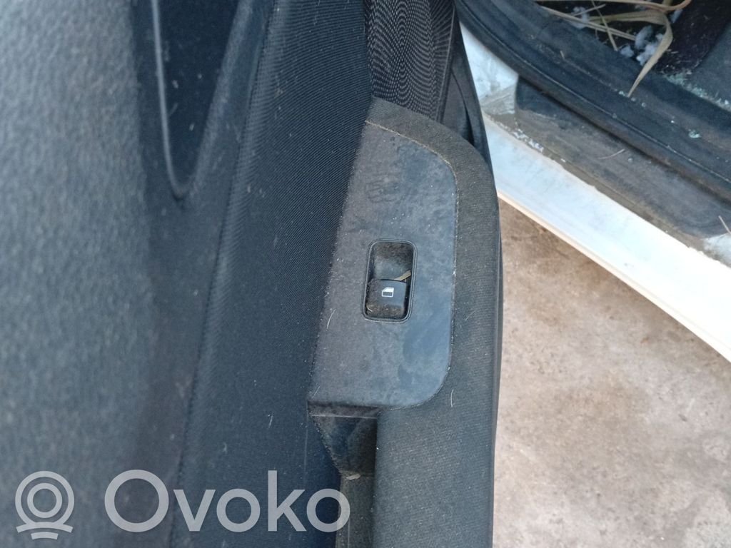KIA Ceed Przyciski szyb 