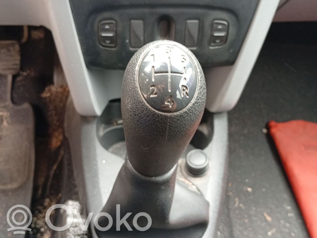 Dacia Sandero II Ātrumu pārslēgšanas stienis 