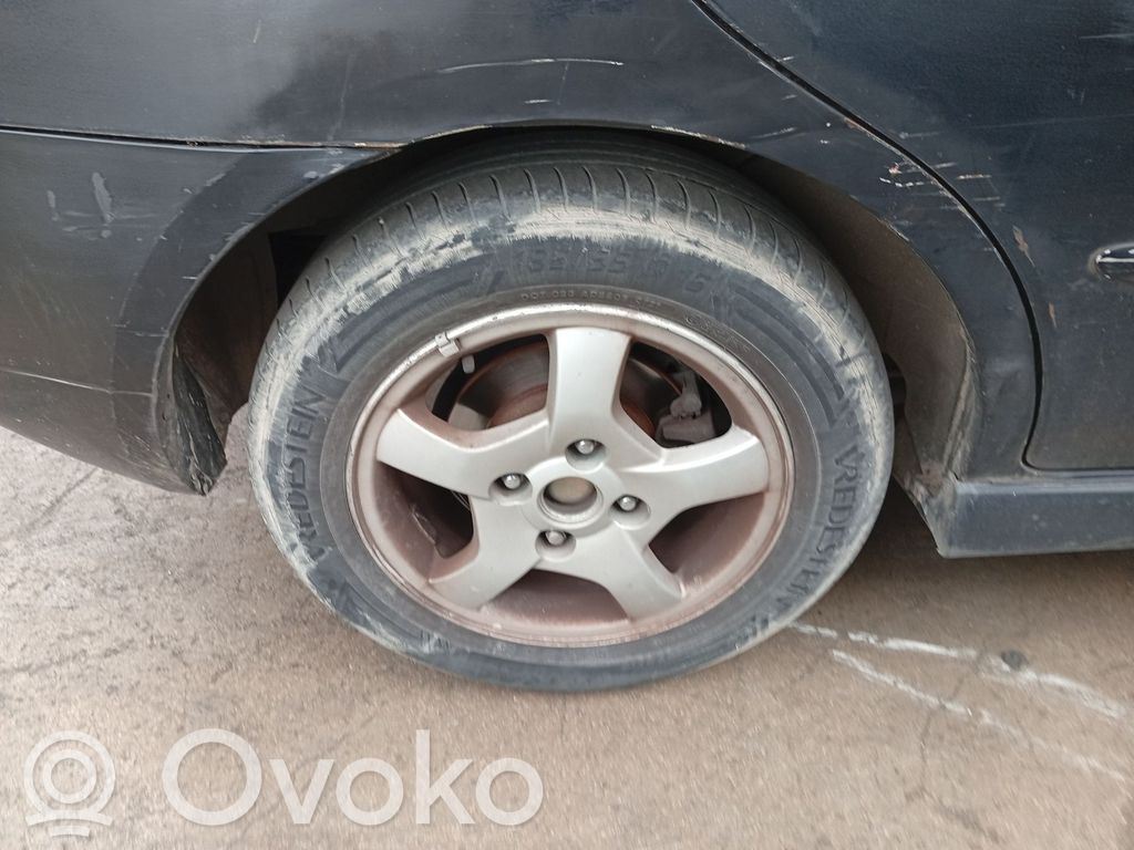 KIA Cerato Olka-akselin laakeripesä 