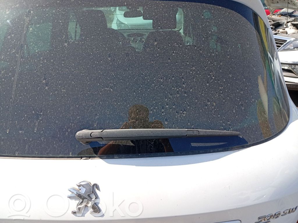 Peugeot 308 Brazo del limpiaparabrisas trasero