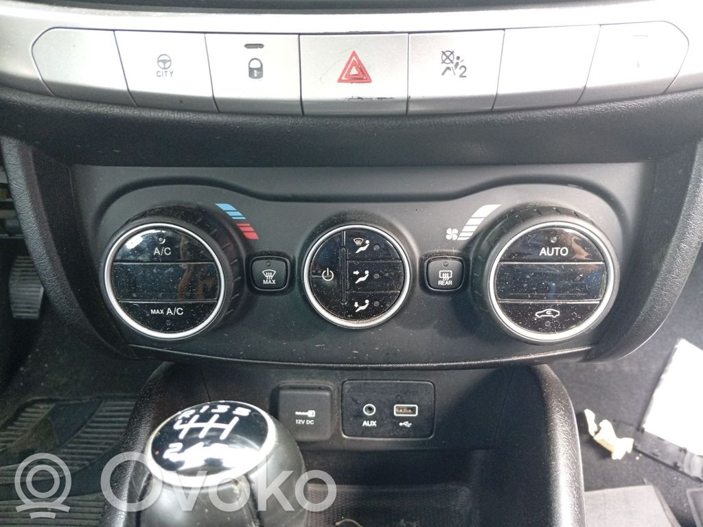 Fiat Tipo Panel klimatyzacji 