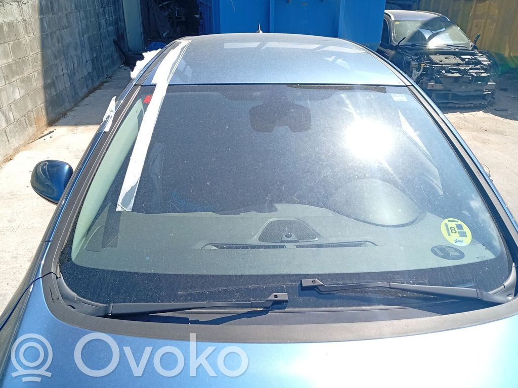 Opel Astra J Parbriz față