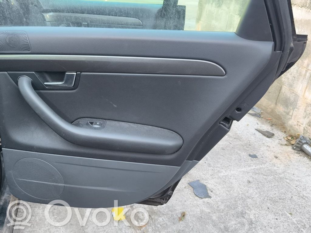 Seat Exeo (3R) Takaoven ikkunan nostin moottorilla 